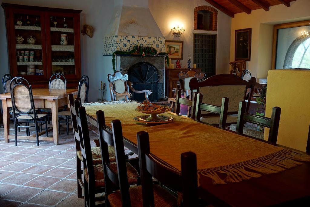 Bed And Breakfast Il Glicine Piedimonte Etneo Exterior foto